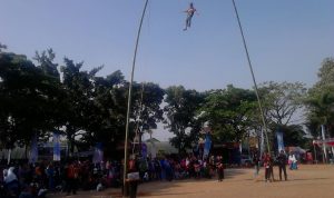 Seni Akrobatik 'Lais' Meriahkan Cianjur Jago Festival