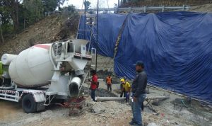 Terdampak Longsor, Jalur Bandung-Cianjur Mulai Diperbaiki