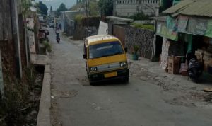 Rusak Tiga Kilometer, F-PKB Desak Jalan ke Gunung Gede Pangrango Diperbaiki