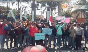 Disdik Telusuri Ajakan Demonstrasi Pelajar Garut di Medsos