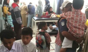 Keracunan Makanan, Belasan Anak Sekolah di Sukanagara Dilarikan ke Puskesmas