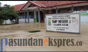Banjir Rendam Ribuan Rumah di Karawang