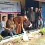Reses di Cianjur, Endang Bagikan Benih Ikan ke Kelompok Tani