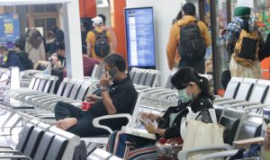 Penumpang KA Daop 2 Bandung Turun 50 Persen