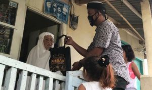 Jelang Idul Fitri, Gibas Cinta Damai Cianjur Bagikan Paket Sembako