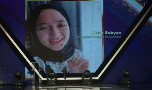 Nissa Sabyan Raih Penghargaan di Kuala Lumpur