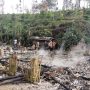Diduga Korsleting Listrik, Enam Rumah Karyawan Perkebunan Teh Campaka Cianjur Ludes Terbakar