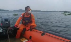 Hari Ketiga, Tim SAR Gabungan Masih Lakukan Pencarian AS yang Lompat ke Sungai Cianjur