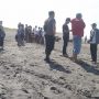 Dua Remaja Terseret Ombak Pantai Simpangsari Cidaun Cianjur: 1 Selamat, 1 Masih Dicari