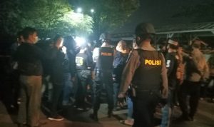 Polisi Amankan 2 Kelompok yang Saling Baku Hantam di Terminal Pasir Hayam