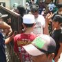 Ratusan Warga Unjuk Rasa di Kantor Desa Sindangraja Sukaluyu Cianjur