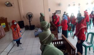 Gandeng DPPKBP3A Cianjur, Satgas TMMD Gelar Penyuluhan Stunting di Ciandam Mande
