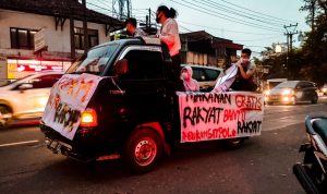 Usung Tagline #RakyatBantuRakyat, Cianjur Foundation Bagikan Ratusan Paket Makanan ke Warga Terdampak Pandemi Covid-19