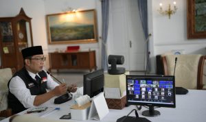 Gubernur Jawa Barat Ridwan Kamil membuka secara virtual pertemuan nasional Masika - ICMI dari Gedung Pakuan Kota Bandung, Sabtu (21/8/2021).