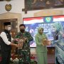 Gubernur Jawa Barat Ridwan Kamil menghadiri pisah sambut Pangdam III/Siliwangi di Makodam III/Siliwangi, Kota Bandung, Sabtu (21/8/2021).