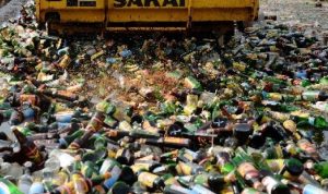 Hari Ini Ribuan Botol Miras Akan Dimusnahkan