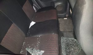 Mobil Daihatsu Alya Dibobol Maling, Kaca Pecah Serta Barang Berharga Raib