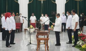 Jusuf Kalla Lantik Atalia Praratya Jadi Dewan Kehormatan PMI Jawa Barat