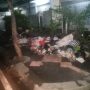 Trotoar Jalan Berubah Jadi Tempat Penampungan Sampah, DLH Dinilai Gagal Fasilitasi Bank Sampah