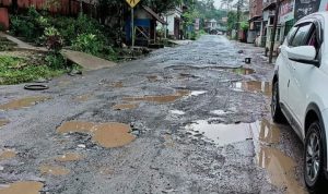 Bupati Cianjur Layangkan Surat ke Pemprov Jabar, Minta Jalan Rusak di Wilayah Selatan Diperbaiki
