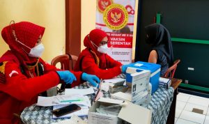 Antisipasi Penyebaran Covid-19, BIN Lakukan Vaksin Serentak di Karangtengah Cianjur