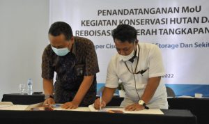 Kolaborasi Konservasi Lingkungan di Daerah Tangkapan Air PLTA UCPS