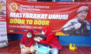 Enam Ribu Dosis Vaksin Disalurkan BIN RI di Karangtengah Cianjur