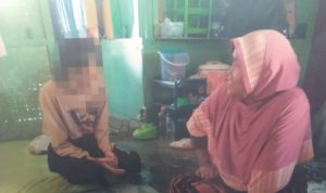 Siti Anisa, Gadis Asal Sukasirna Sukaluyu Cianjur Butuh Uluran Tangan Dermawan