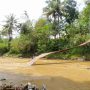 Jembatan Gantung Penghubung Dua Desa di Cibeber Cianjur Ambruk