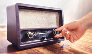 Selamat Hari Radio Nasional, Ternyata Ini 5 Dampak Positif Mendegarkan Radio