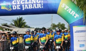 Uu Ruzhanul Ulum Tutup Cycling De Jabar di Pangandaran  