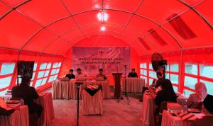 Rapat Paripurna DPRD Cianjur Digelar di Tenda Darurat Milik BNPB
