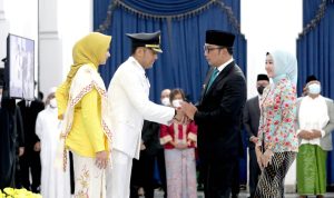 Gubernur Ridwan Kamil Minta Bandung Barat Respons Resesi 2023