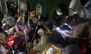 Tak Muat, Korban Gempa Cianjur Dirawat di Luar RSUD Sayang, Ridwan Kamil: 56 Orang Meninggal Dunia, 700 Orang Luka-luka
