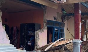 Gempa Cianjur, Jaringan Listrik Lumpuh, Bangunan Banyak yang Ambruk