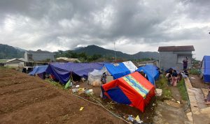 Miris, Pengungsi Gempa Suruh Bayar Sewa Lahan