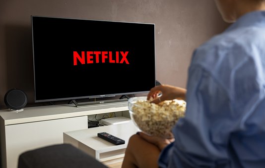 24 Film dan Serial Yang Akan Tayang di Netflix Bulan Januari 2023