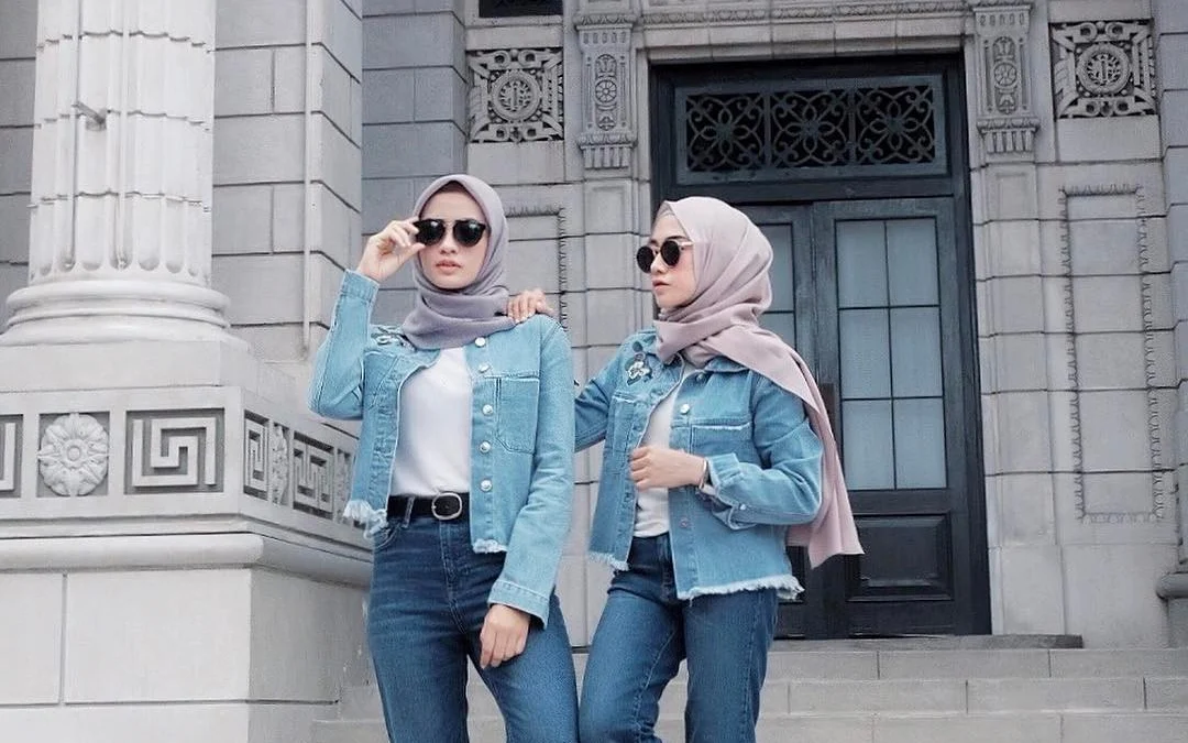 ootd jaket jeans hijab