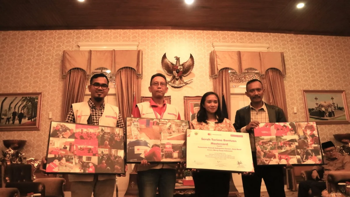 Mastercard Berikan Bantuan untuk Penyintas Gempa Cianjur 