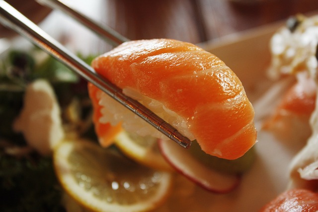 Orang Jepang Berhenti Konsumsi Sushi