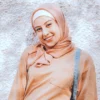 Berkah Ramadhan Selebgram Awkarin Pakai Hijab