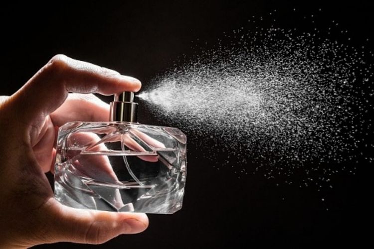 Tips Memakai Parfum, Tahan Lama dan Hemat