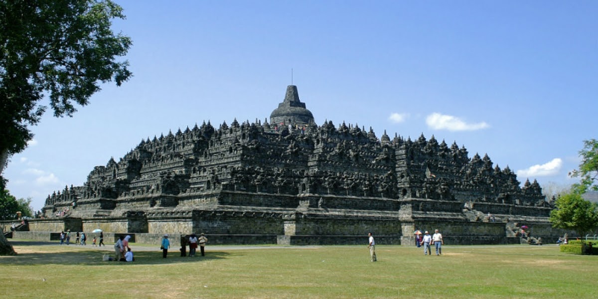 Misteri Indonesia: Mitos Candi Borobudur
