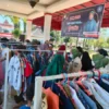 Warga Cianjur Serbu Bazar Gratis Di Depan Kantor Pemda