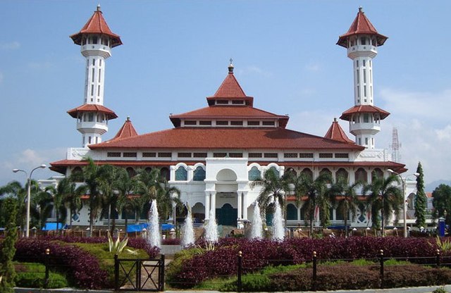 Sejarah Berdirinya Masjid Agung Cianjur