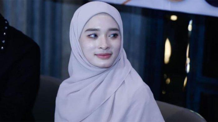 Saat Buka Cadar, Inara Rusli Disebut Mirip Siti Badriah
