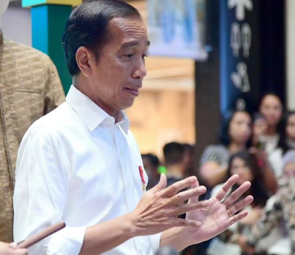 Presiden Jokowi Akhirnya Tiba di Lampung untuk Tinjau Jalanan Rusak