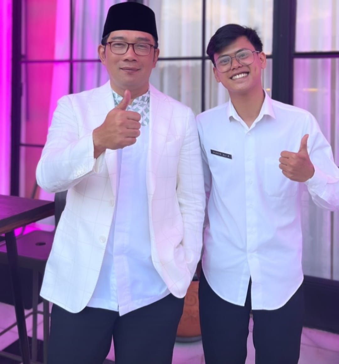 Ridwan Kamil Akhirnya Bertemu Guru Husein Yang Adukan Pungli Janji Akan Cari Solusinya 1072