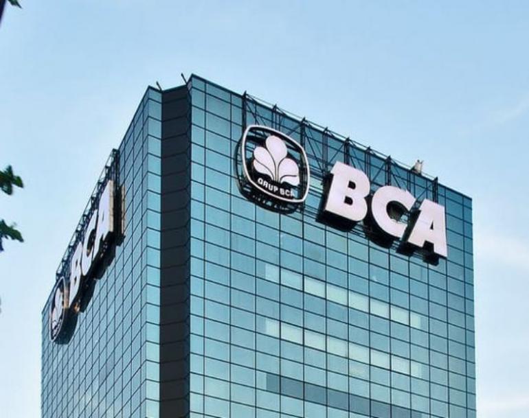 Bank BCA Buka Lowongan Kerja Untuk Lulusan S1-S2 Terbaru 2023
