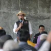 Ridwan Kamil Persembahkan Satyalancana Wira Karya kepada Elemen Masyarakat Pertanian Jabar